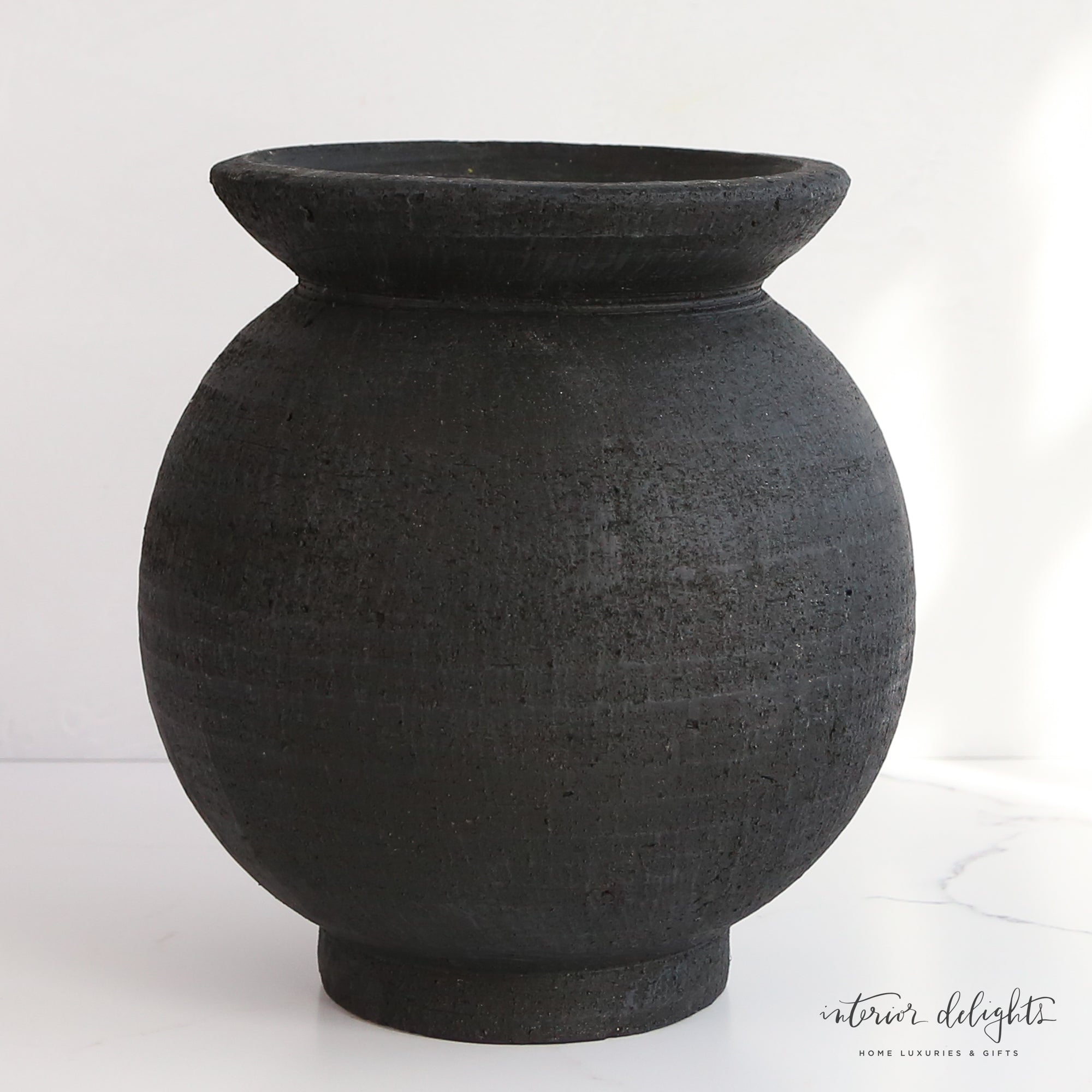 9.5″ Black Paul Vase